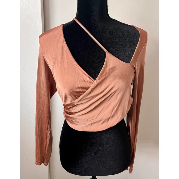 Michelle Mason Blush Crop Top - Medium - Picture 3 of 8